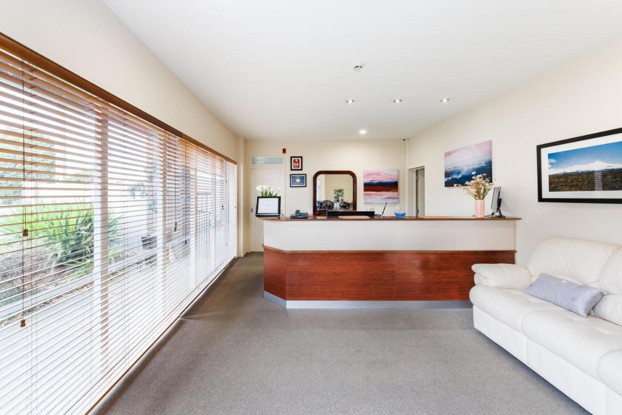 Fitzherbert Regency Motor Lodge Palmerston North Exteriör bild