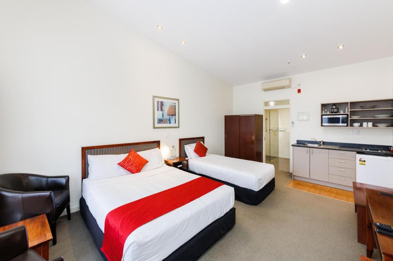 Fitzherbert Regency Motor Lodge Palmerston North Exteriör bild